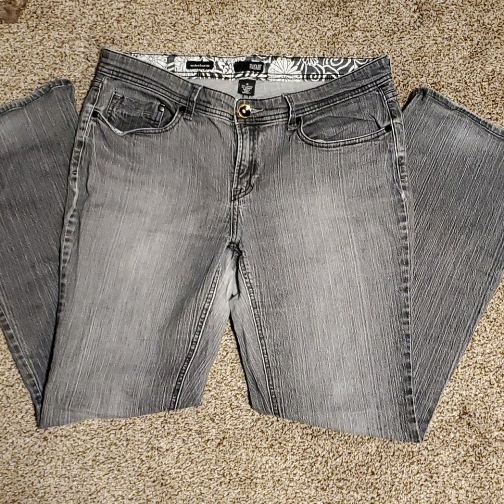💥A.N.A Modern Boot Cut Jeans💥